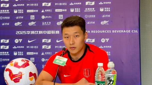 李扬:个人表现与球队相辅相成,现在展望后续赛事还太早