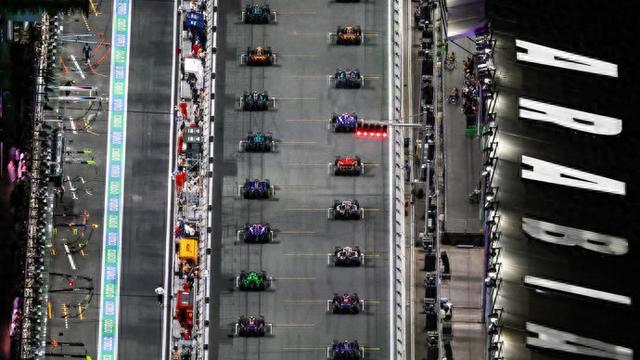 世界杯客户端下载指南-F1巴林和沙特站取消！中东旅游业凉凉？|大奖赛|迪拜|方程式赛车|赛事|航班_新浪新闻